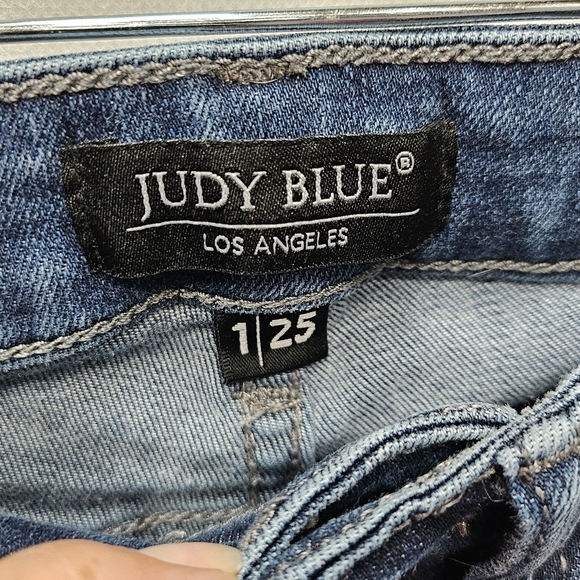 Judy Blue Skinny Fit Distressed Medium Wash Blue Denim Jeans Size 1/25 - Picture 5 of 7